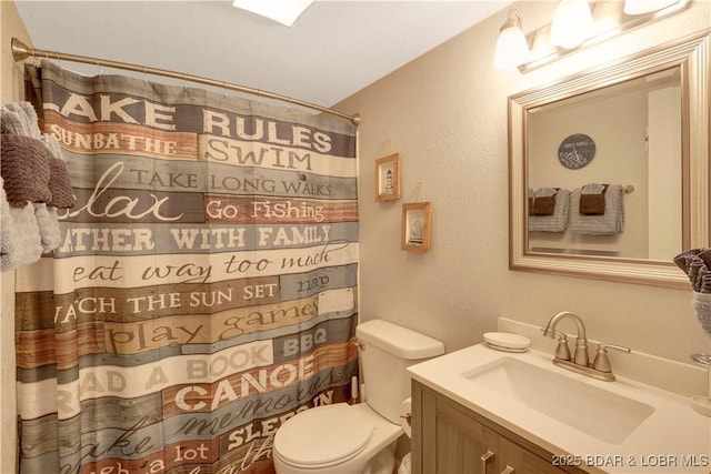 6620 Weston Point Dr Unit F4, Osage Beach, MO 65065 - full bath featuring vanity, a textured wall, and a shower with curtain