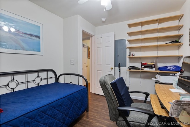 686 Clearwater Dr Unit 2C, Camdenton, MO 65020 - bedroom featuring wood finished floors, a desk, and a ceiling fan