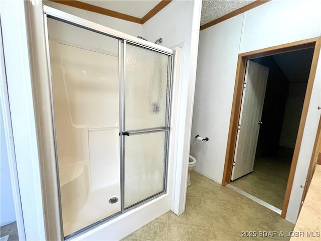 4712 Camden Line Rd, Lebanon, MO 65536 - bathroom with a shower stall and crown molding