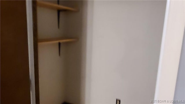 508 Hunter St N, Versailles, MO 65084 - view of closet