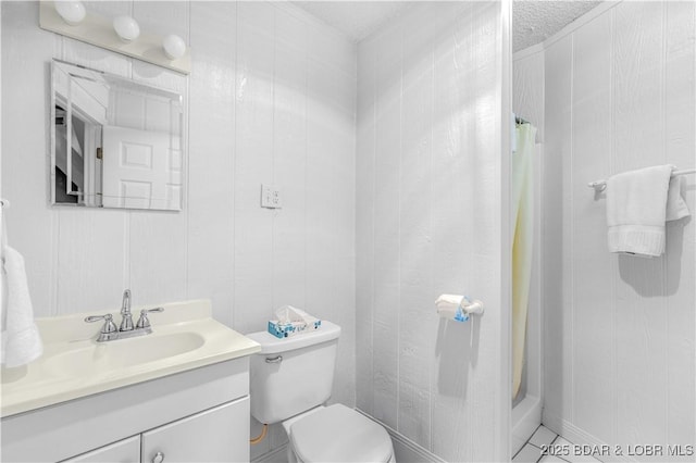 146 Tree Top Dr Unit 8, Four Seasons, MO 65049 - bathroom featuring vanity and curtained shower