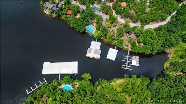 146 Tree Top Dr Unit 8, Four Seasons, MO 65049 - view of property location with a large body of water