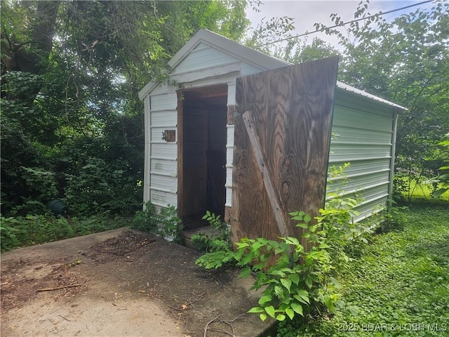 412 Maple St, Eldon, MO 65026 - view of shed