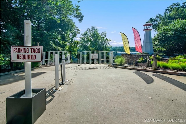 68 Lighthouse Rd Unit 906, Lake Ozark, MO 65049 - view of street featuring a gate