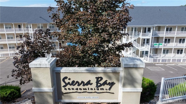 104 Sierra Bay Dr Unit 1B, Camdenton, MO 65020 - view of community / neighborhood sign