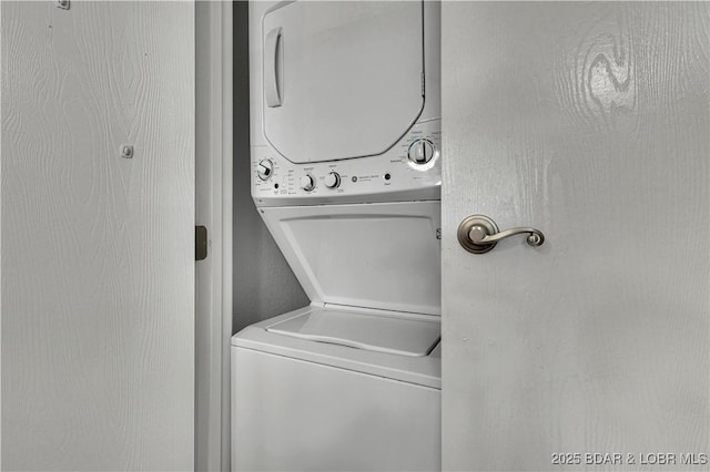 2500 Bay Point Dr Unit 331, Osage Beach, MO 65065 - laundry area with estacked washer and dryer
