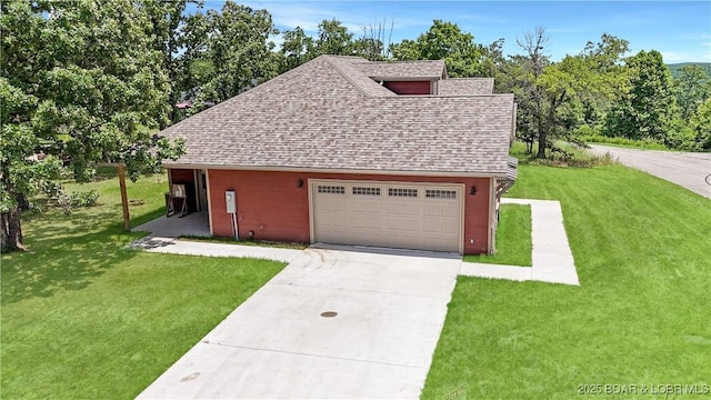 60 Lady Bug Ln, Camdenton, MO 65020 - view of front of home with roof with shingles, a front yard, and driveway