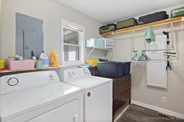 901 Larkin Dr, Eldon, MO 65026 - laundry room with washing machine and dryer and dark wood-type flooring