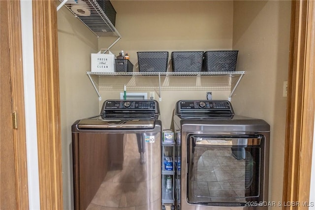278 Panoramic Dr, Camdenton, MO 65020 - laundry area with washer and dryer