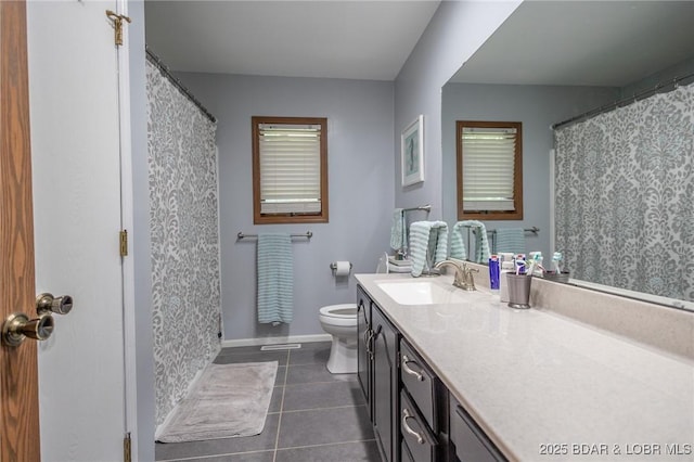 278 Panoramic Dr, Camdenton, MO 65020 - full bath featuring tile patterned floors, vanity, and a shower with shower curtain