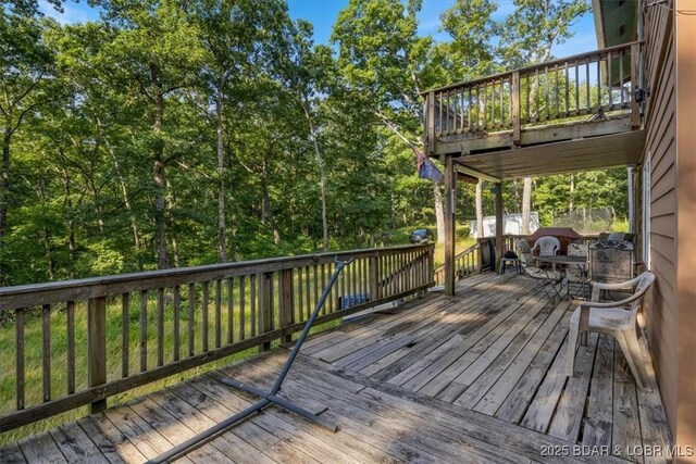 32655 Challenge Dr, Lincoln, MO 65338 - view of wooden terrace