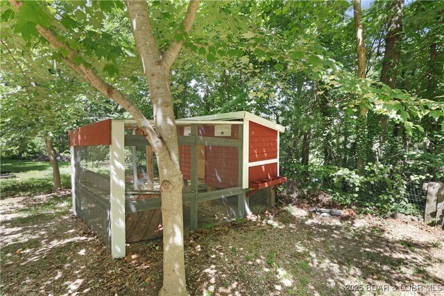 5109 Aqua Dr, Osage Beach, MO 65065 - view of poultry coop