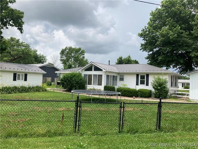 704 Jefferson St, Versailles, MO 65084 - photo 2