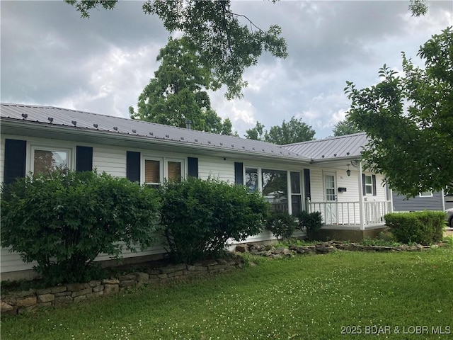704 Jefferson St, Versailles, MO 65084 - photo 21