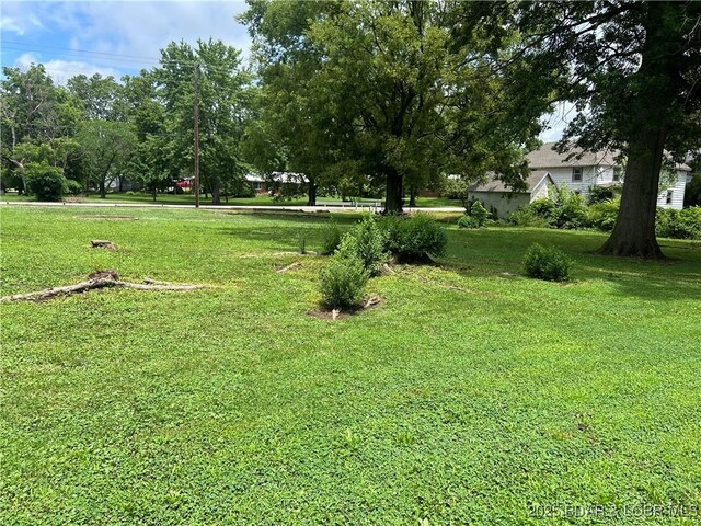 424 W Washington, Versailles, MO 65084 - photo 10
