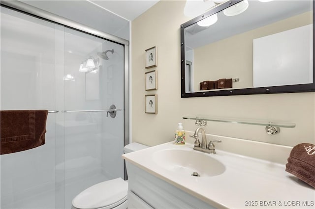 541 Elbow Cay Dr, Osage Beach, MO 65065 - full bath with a shower stall and vanity