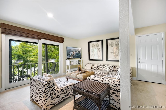 541 Elbow Cay Dr, Osage Beach, MO 65065 - carpeted living area with baseboards