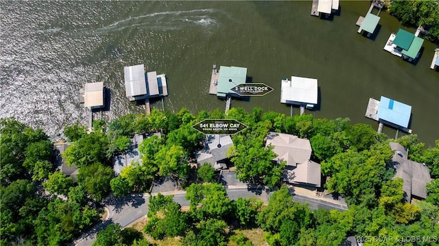 541 Elbow Cay Dr, Osage Beach, MO 65065 - bird's eye view of a large body of water