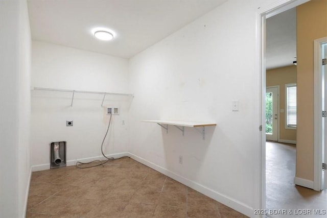 267 Cornett Branch Rd, Four Seasons, MO 65049 - laundry area featuring washer hookup and baseboards