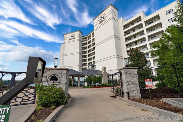 166 Captiva Dr Unit 7E, Sunrise Beach, MO 65079 - photo 1