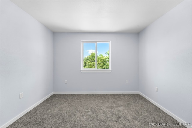 40 Walnut Ct, Eldon, MO 65026 - unfurnished room featuring carpet and baseboards