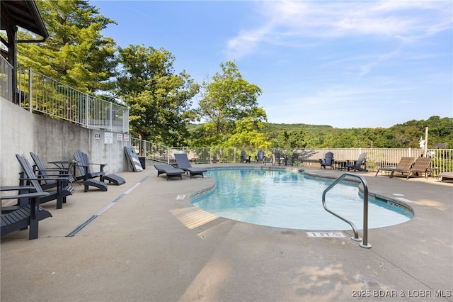 19 Catalpa Ct Unit 2D, Lake Ozark, MO 65049 - view of pool featuring a patio
