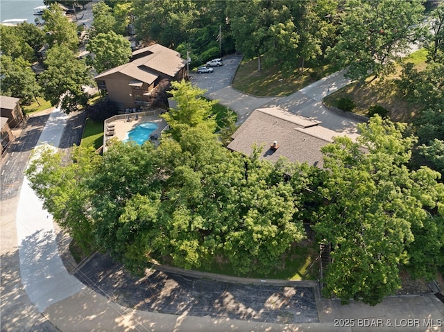 19 Catalpa Ct Unit 2D, Lake Ozark, MO 65049 - drone / aerial view of a pool area