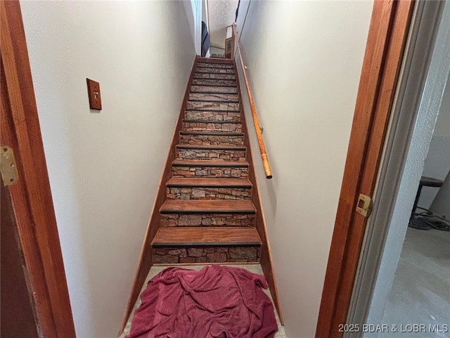 17362 Country Life Rd, Gravois Mills, MO 65037 - view of stairs