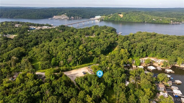 284 Trails End Rd, Sunrise Beach, MO 65079