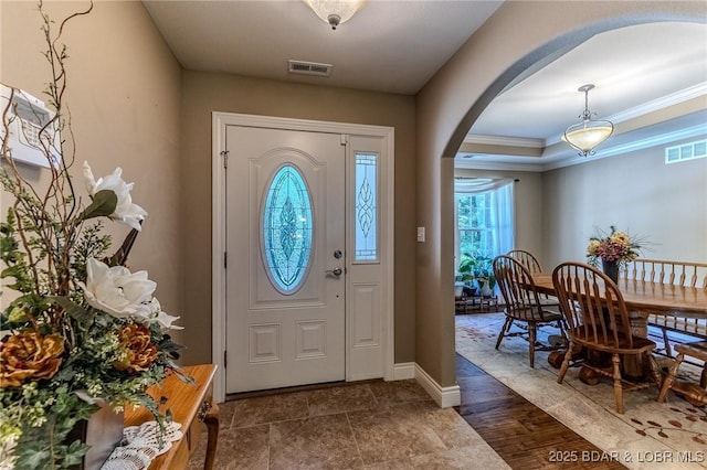 326 Bloomington Dr, Four Seasons, MO 65049 - entryway with arched walkways and crown molding