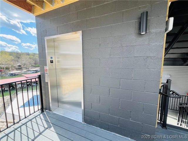 295 Highland Shores Dr Unit 5F, Lake Ozark, MO 65049 - balcony with elevator