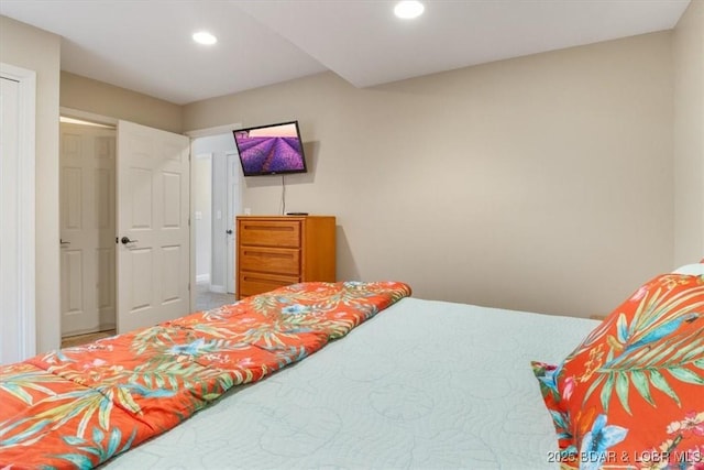 97 Random Rd, Edwards, MO 65326 - bedroom featuring recessed lighting