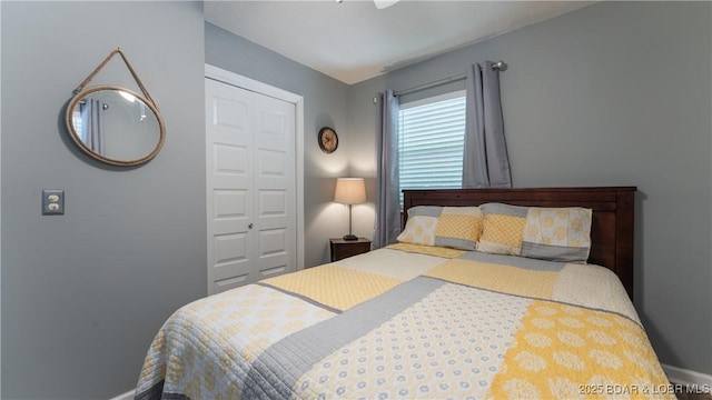 161 Tanglewood Dr, Camdenton, MO 65020 - bedroom featuring a closet and ceiling fan