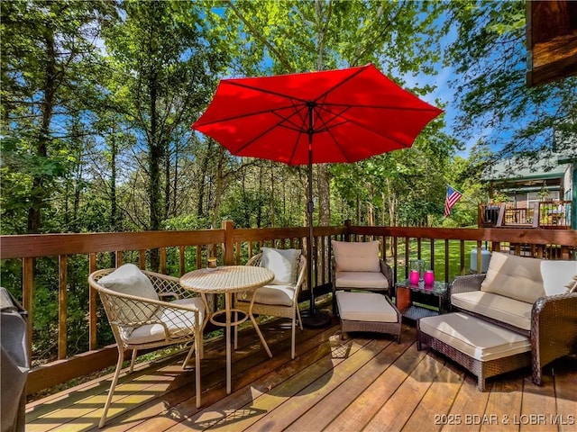 110 Golf View Dr, Camdenton, MO 65020 - deck featuring an outdoor living space