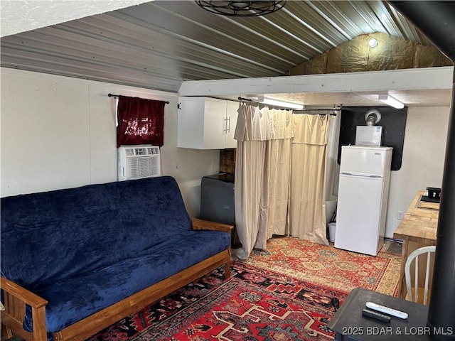 31475 Ivy Bend Rd, Stover, MO 65078 - living area with cooling unit and vaulted ceiling