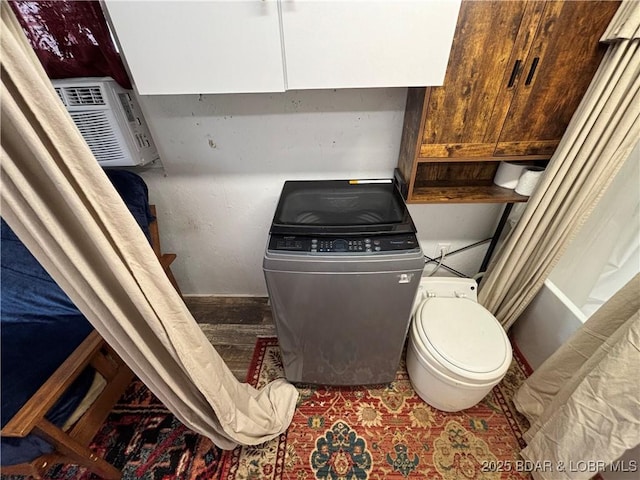 31475 Ivy Bend Rd, Stover, MO 65078 - bathroom featuring toilet