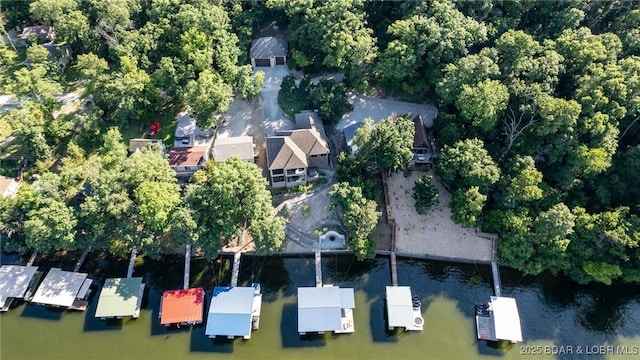 87 Glenmeadows Ct, Linn Creek, MO 65052 - aerial view of property and surrounding area featuring a large body of water