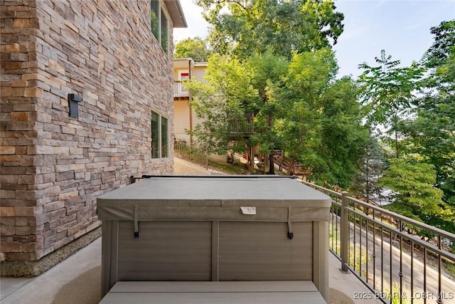 87 Glenmeadows Ct, Linn Creek, MO 65052 - balcony featuring a hot tub
