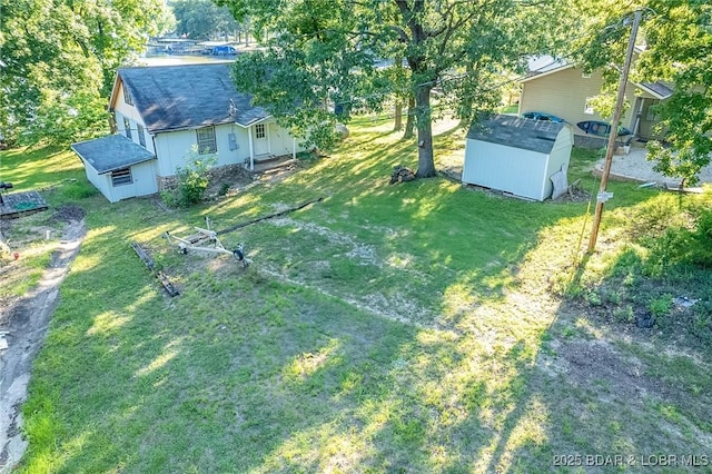 4230 Fox Hollow Ln, Stover, MO 65078 - view of grassy yard with a shed