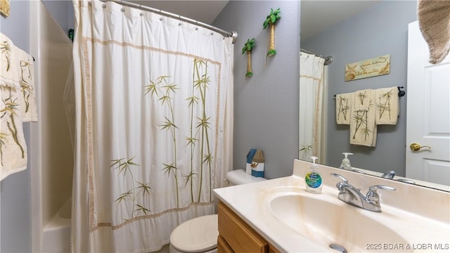 15 Knox Point Cir, Lake Ozark, MO 65049 - bathroom with vanity and shower / bath combination with curtain