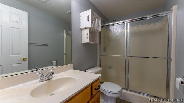 15 Knox Point Cir, Lake Ozark, MO 65049 - bathroom with a shower with shower door and vanity