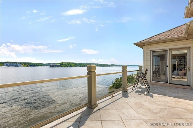1129 Beacon Pointe Cir, Lake Ozark, MO 65049 - balcony with a water view