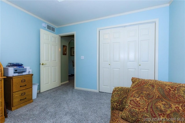 2174 State Road V, Linn Creek, MO 65052 - living area featuring light carpet, ornamental molding, and arched walkways