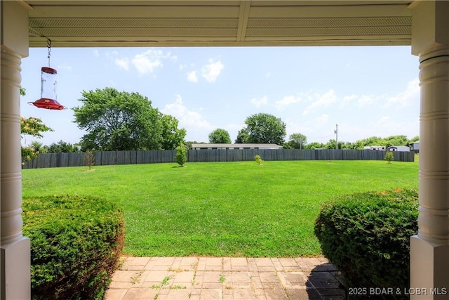 2174 State Road V, Linn Creek, MO 65052 - view of yard