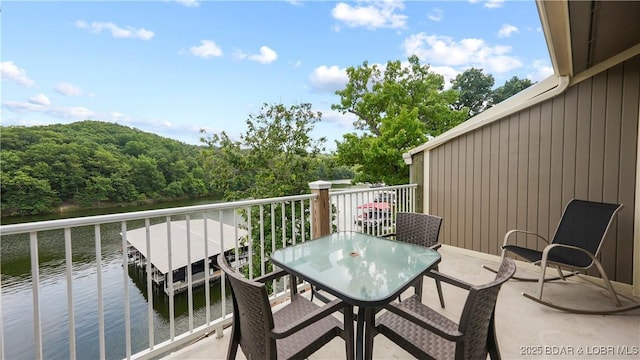 611 Lazy Days Rd Unit B11, Osage Beach, MO 65065 - photo 1