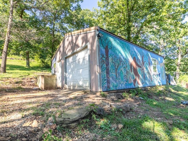 1727 Bollinger Creek Rd, Climax Springs, MO 65324 - view of outbuilding with driveway