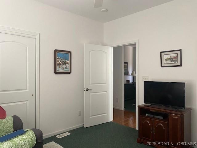 130 Guinevere Ct, Camdenton, MO 65020 - living area with ceiling fan and carpet floors