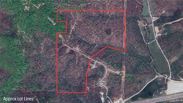 380 Oak Hill Forest Dr, Eldon, MO 65026