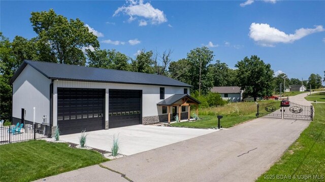 380 Oak Hill Forest Dr, Eldon, MO 65026