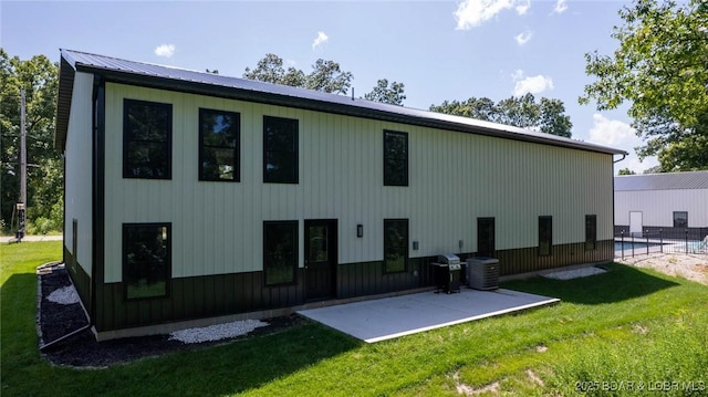 380 Oak Hill Forest Dr, Eldon, MO 65026